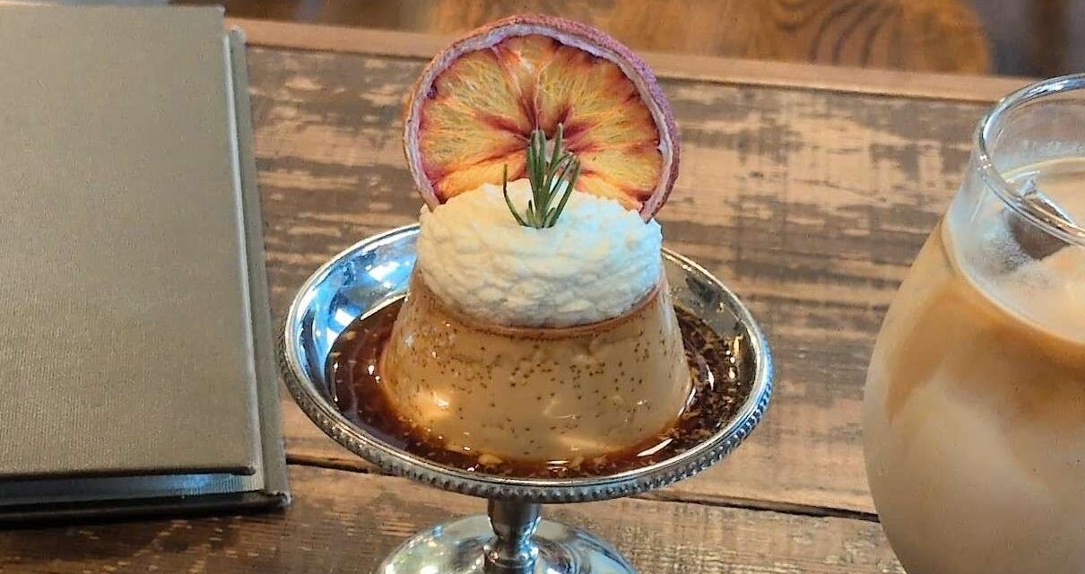 お店で提供している平飼い卵の紅茶プリン